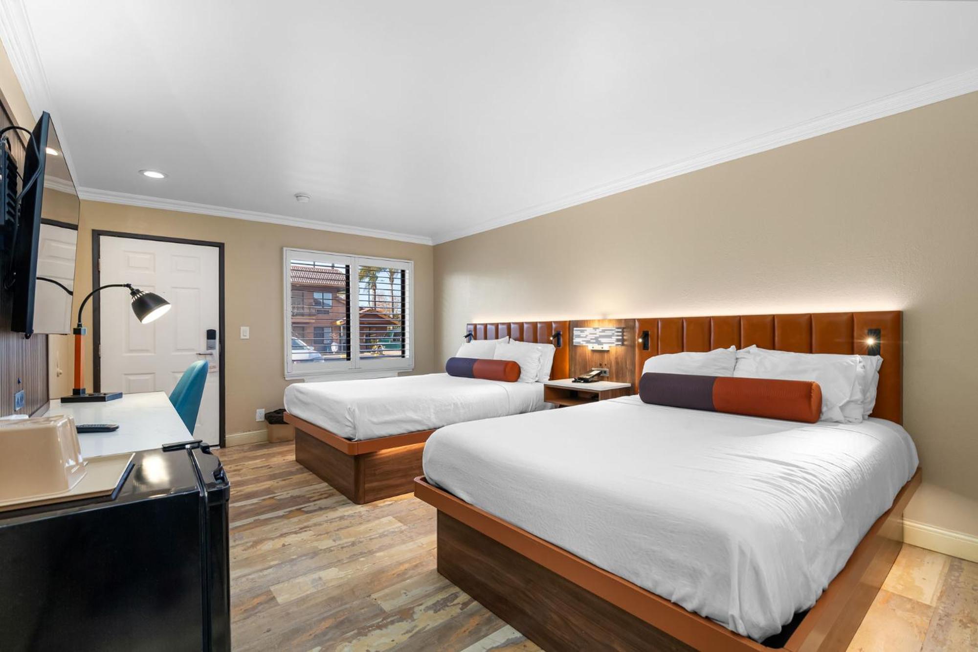 Santa Clarita Motel - Near Six Flags Magic Mountain - Valencia Bagian luar foto